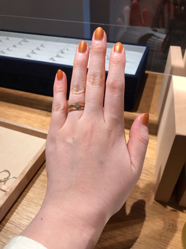 結婚指輪、婚約指輪試着
