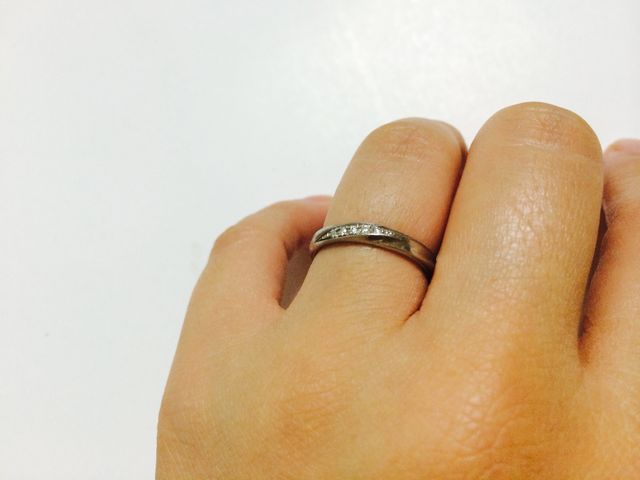 ウェーブのデザイン指輪