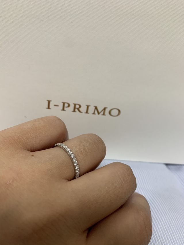 すごく悩んでハーフエタニティにしました