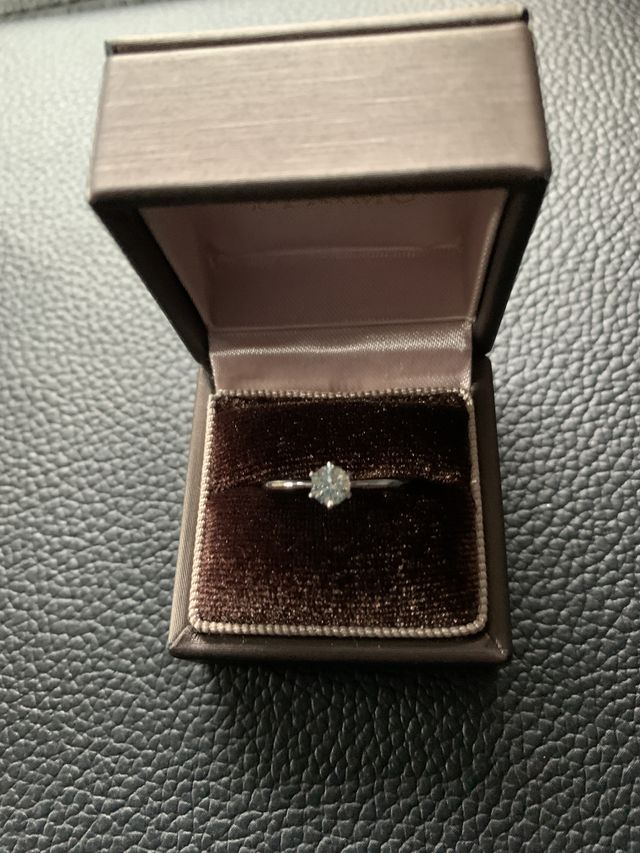 今回プロポーズ用に購入しました。