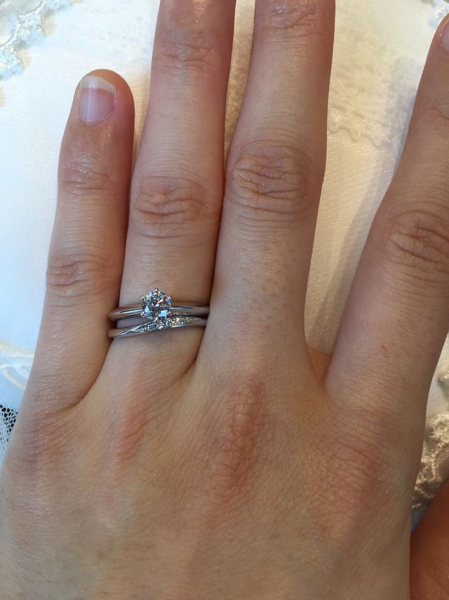 婚約指輪とつけても、フィットする結婚指輪（雪佳景）
