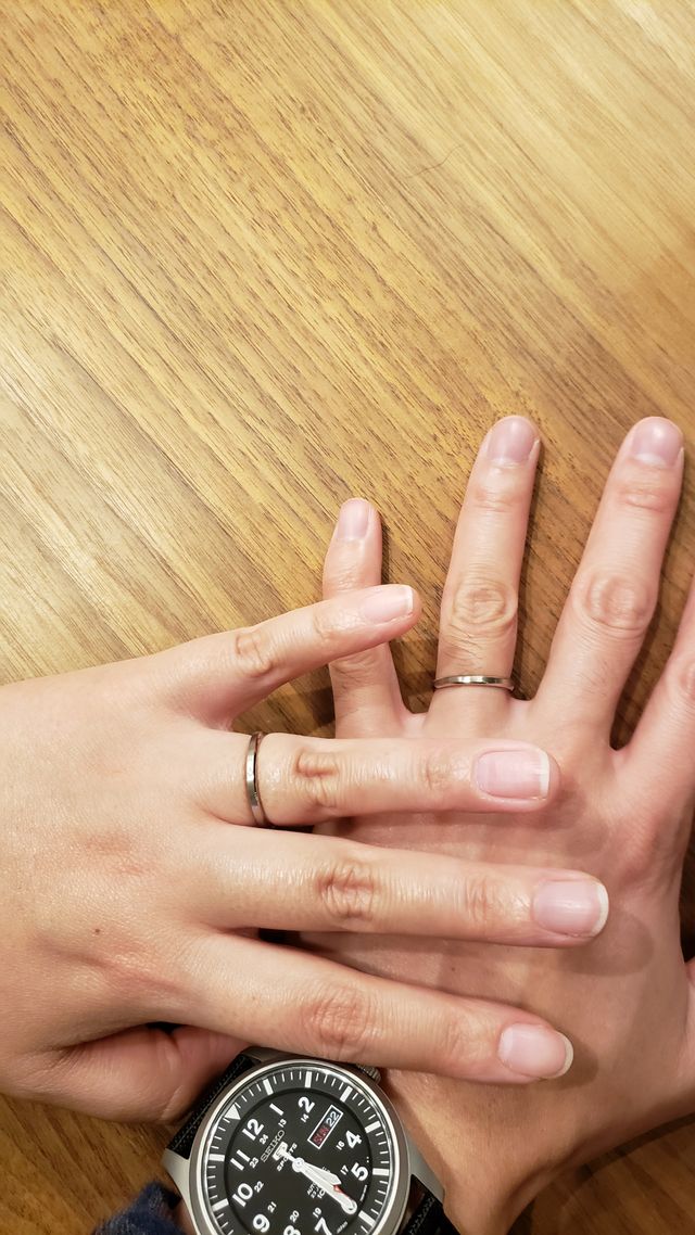 雲結という指輪です。つや消しでシンプルなものになります。