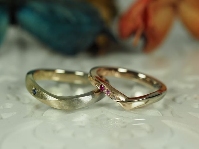 指輪を少し回転させて、デザインを変えて楽しめます(^^)