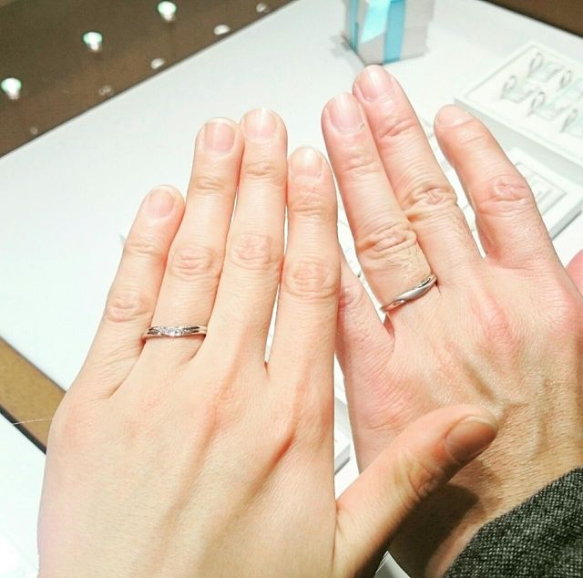 彼はつや消しで、わたしはダイヤ入り♡