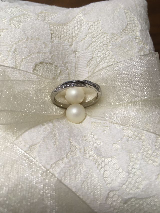 女性用結婚指輪、リングピロー