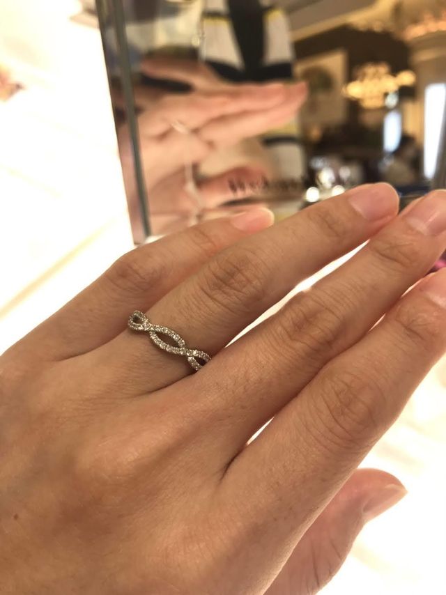 レースのようなデザイン