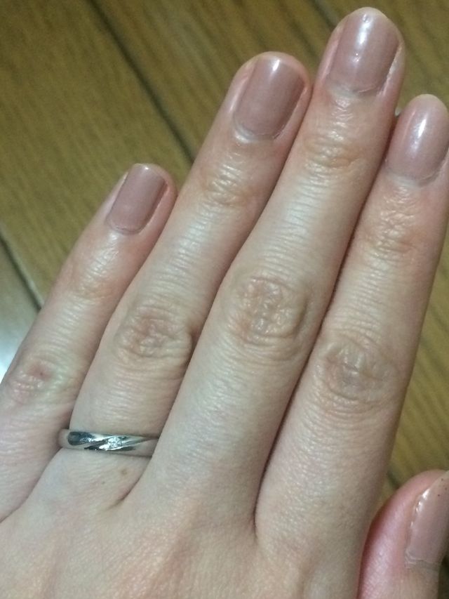 比較的太めのリングです