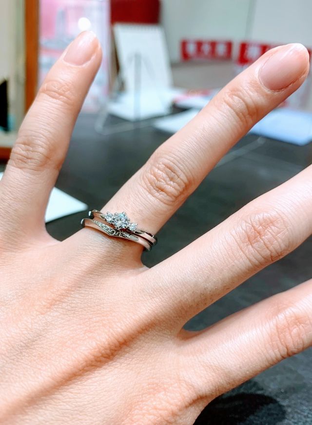 ｖ形のサイドメレです✨