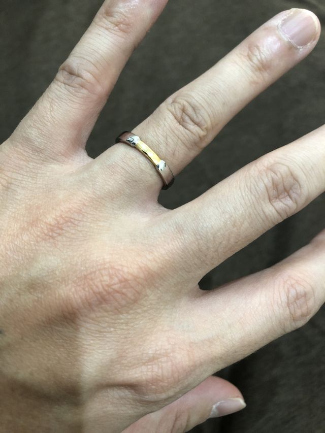 真ん中のゴールドがとてもおしゃれで気に入っています！