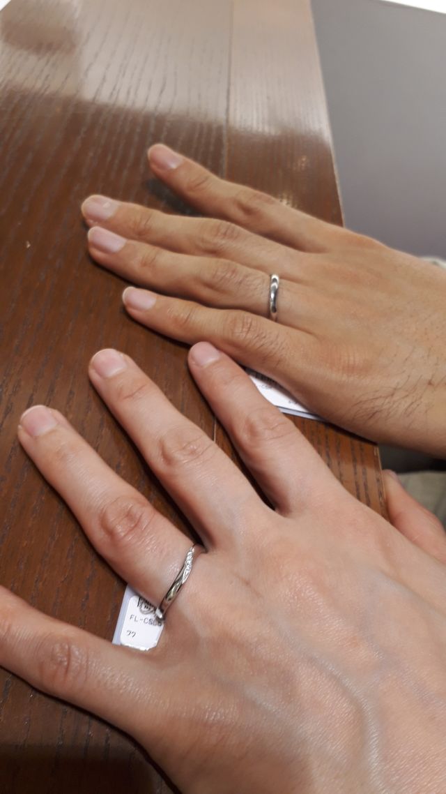 マリッジリング　　フローラのウェーブタイプを試着しました