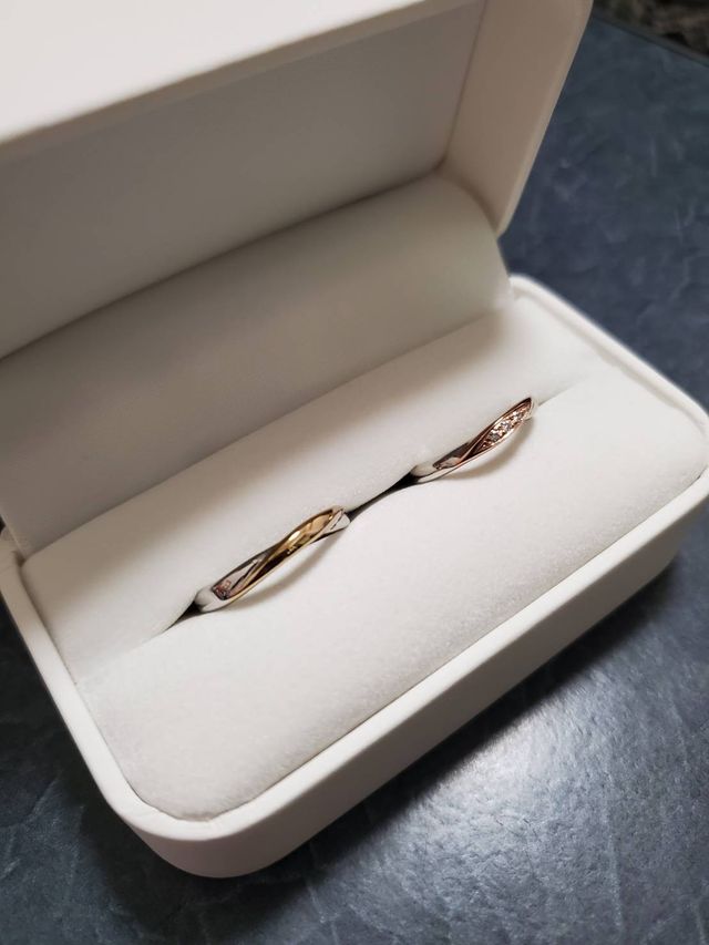 どちらもＳ字型で、センターをYGとPGでコーティング。