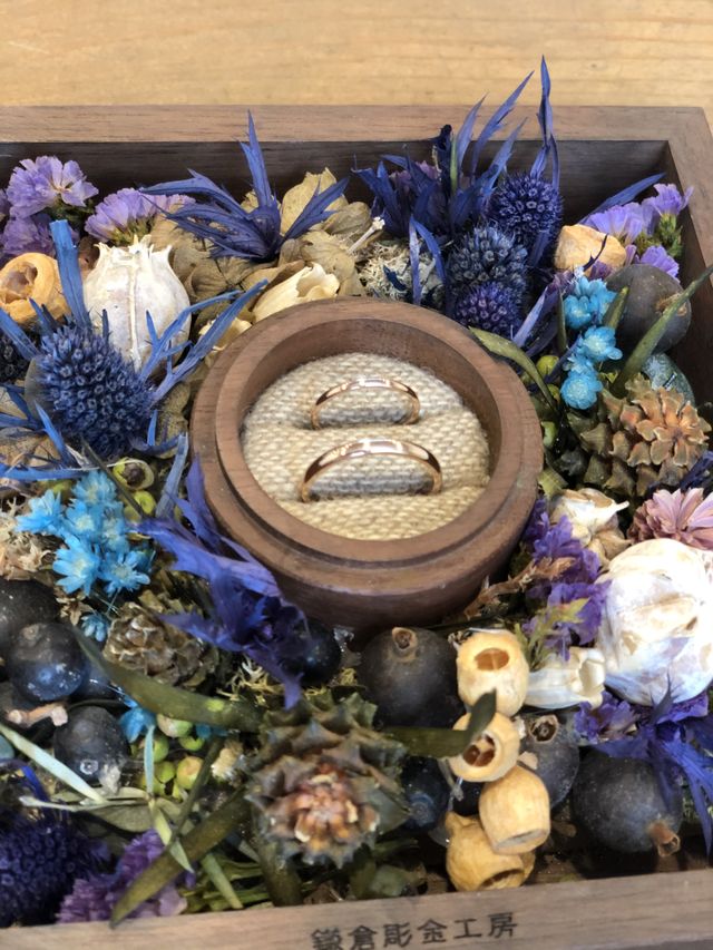 ピンクゴールドの結婚指輪