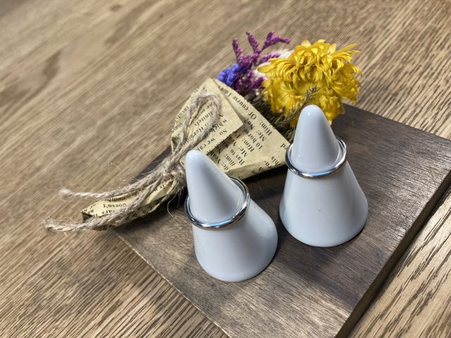 出来上がり。妻用はダイヤはめ込みするのでまだです。