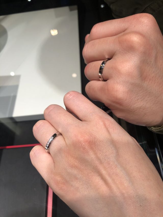 2人でそれぞれ装着しています