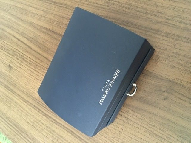 こちらの宝石入れをプレゼントしていただきました。