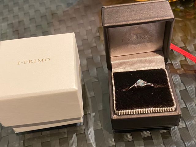 プロポーズ後すぐに撮った写真です。