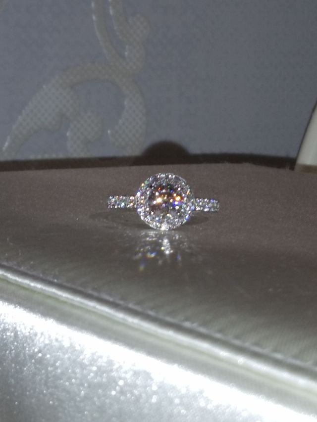 とても満足です。
大切に使いたいと思います。