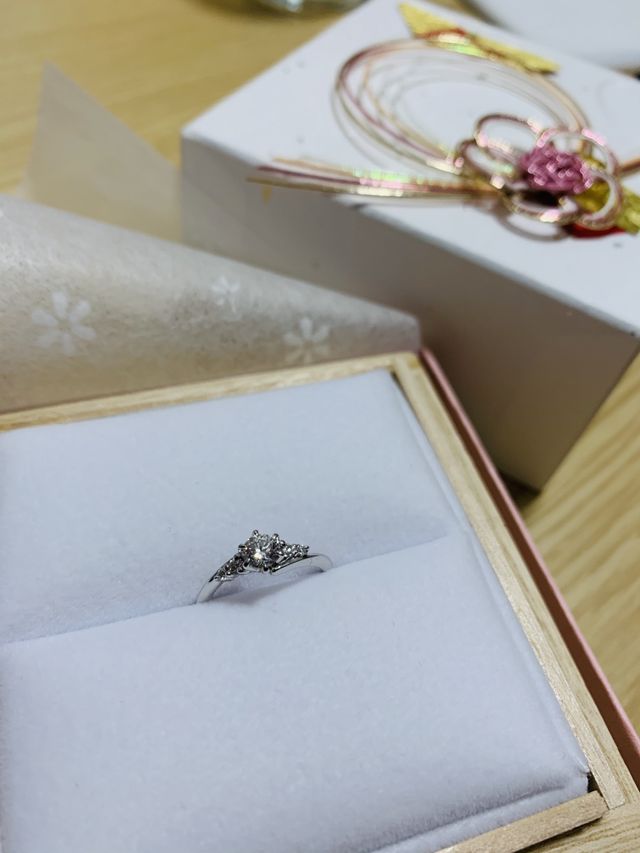 大き過ぎず、手に馴染む感じです。