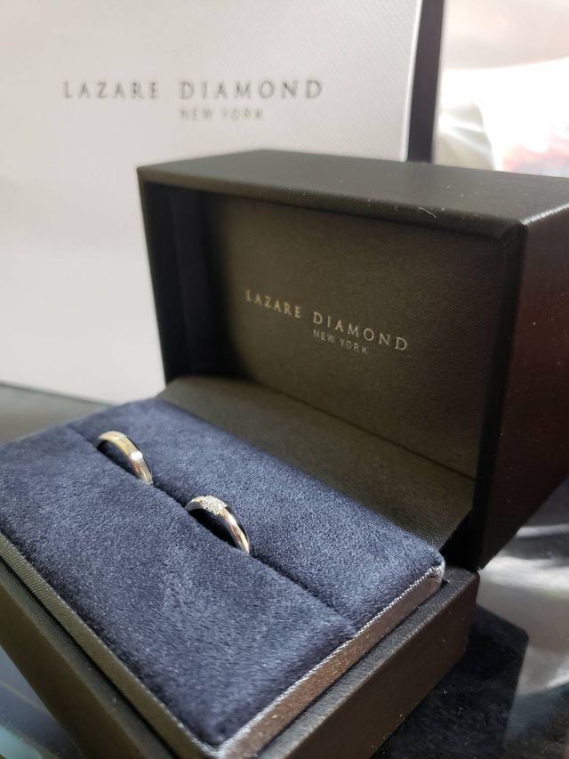 手前の指輪がグレートヒルです