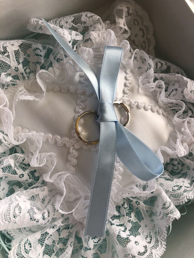 可愛いリングピローと結婚指輪です！