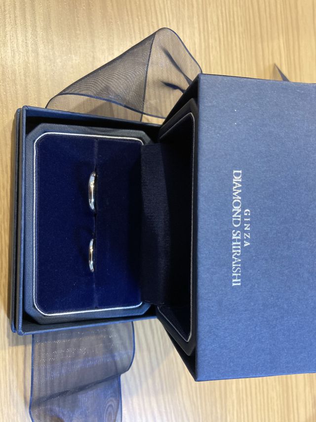 新郎新婦の結婚指輪です