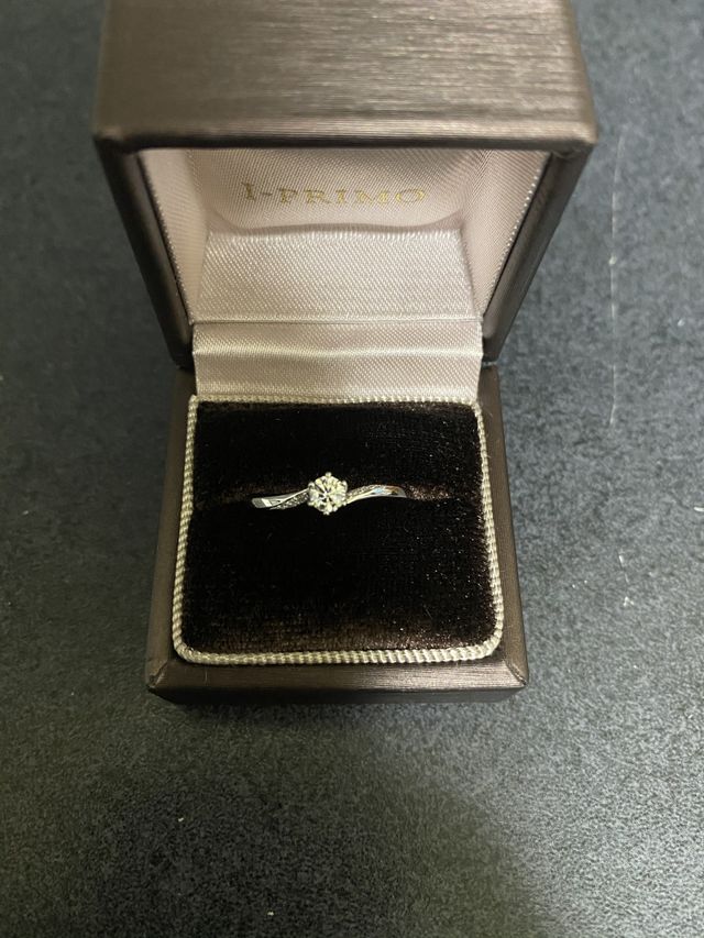 彼女は海が好きなので波に似てるウェーブしてるタイプです。