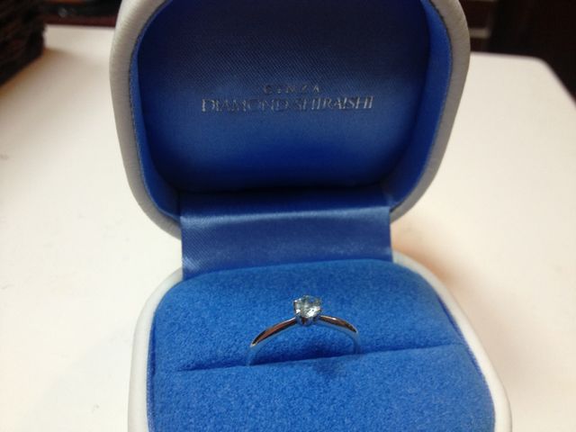 プロポーズのときのリングは、代わりの石を入れてもらえます