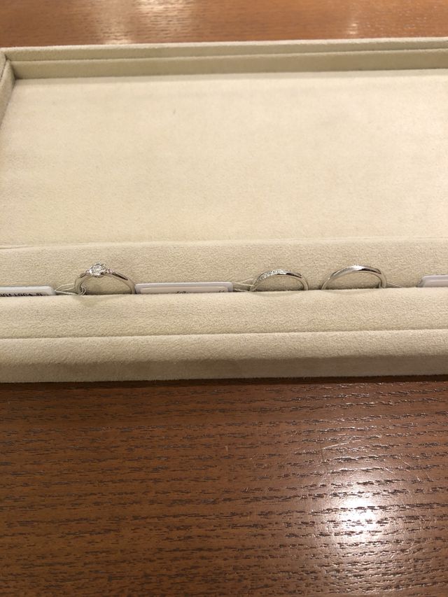 とっても可愛い素敵な指輪が買えました。