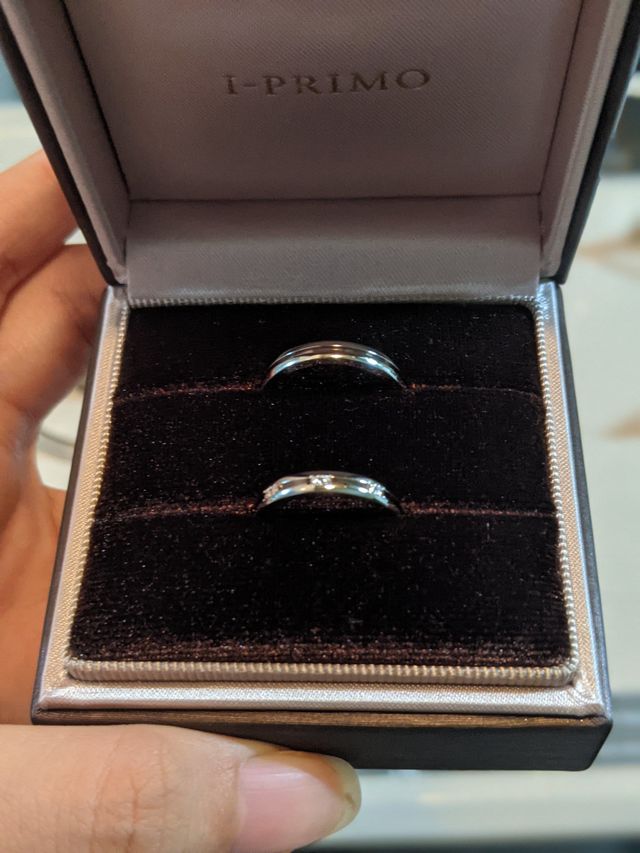 結婚指輪を着ける前に撮った写真