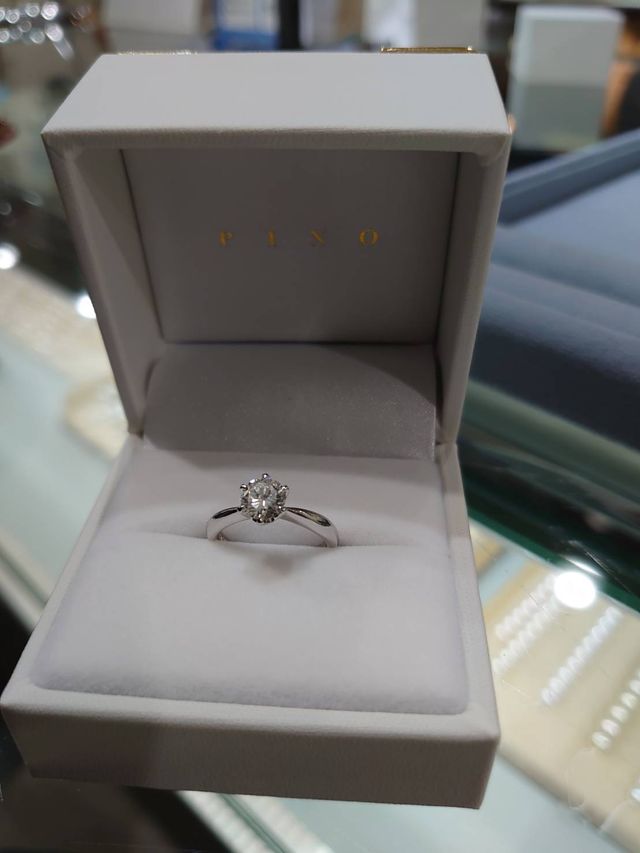 汚れも綺麗にして頂いて、とても素敵に仕上がりました！