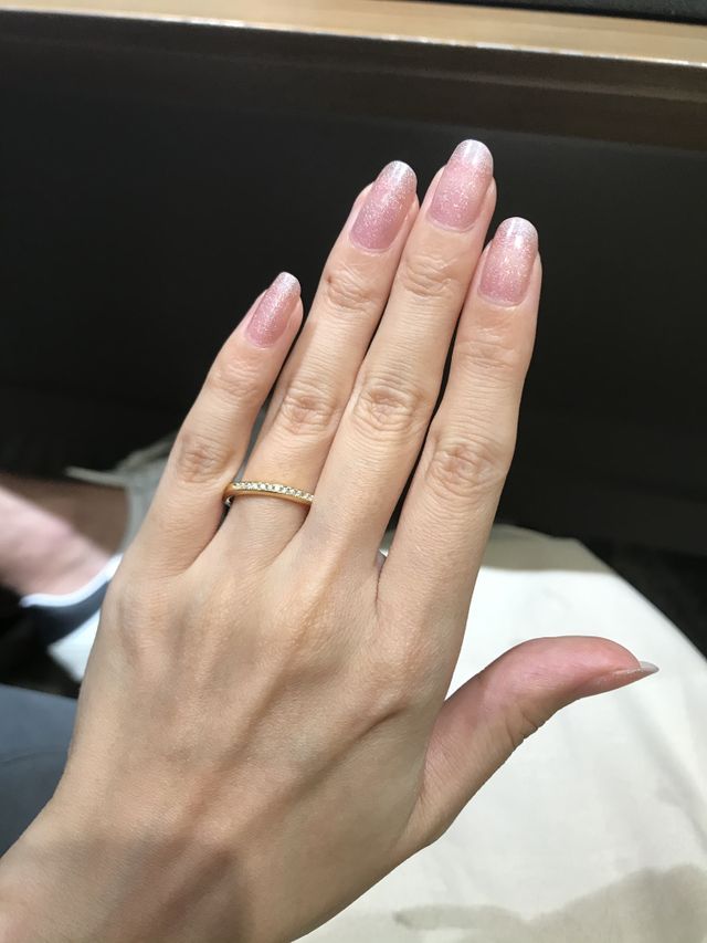 ゴールドのハーフエタニティです