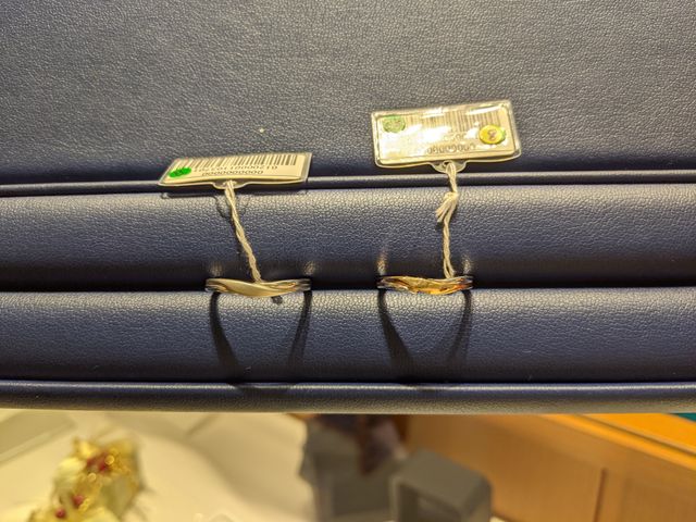 左　新郎
右　新婦