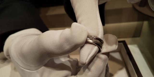 指輪が２つ重なるのは、この指輪だけみたいで、限定感が嬉しい。