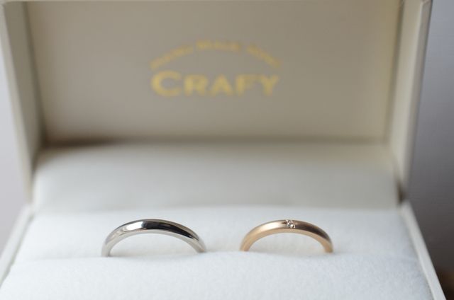 制作時の動画と共に指輪の写真も送って頂きました。