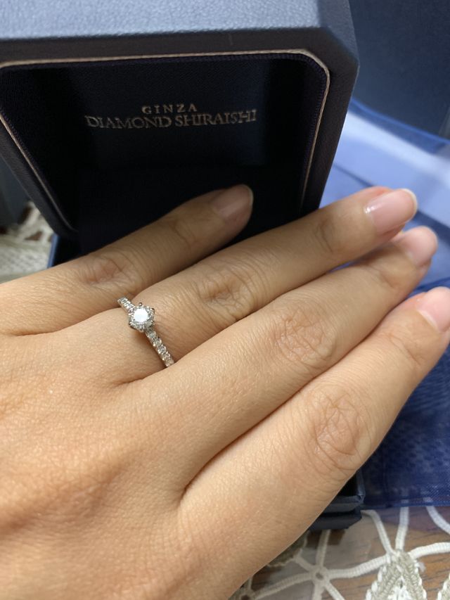 婚約指輪を購入しました。
大満足です。