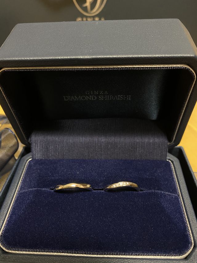 キラッキラの指輪が届きました。ボックスと一緒に。