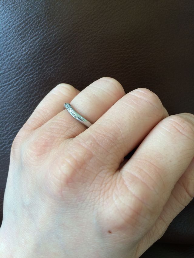 とてもつけ心地の良い指輪です。
