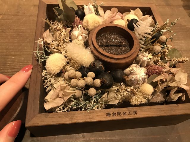 二人で手作りした指輪です。画像はダイヤを埋め込む前のものです