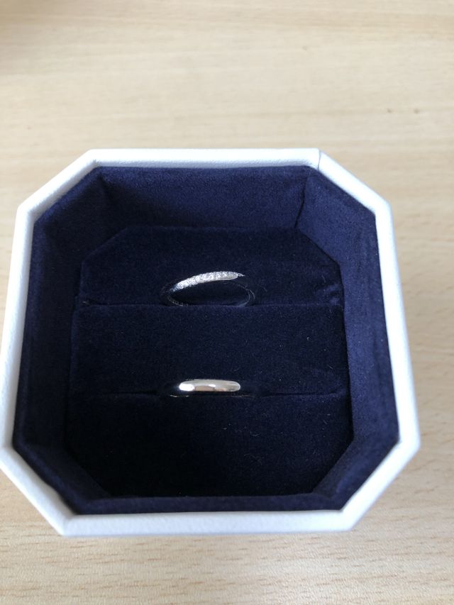 上が女性用、下が男性用です。