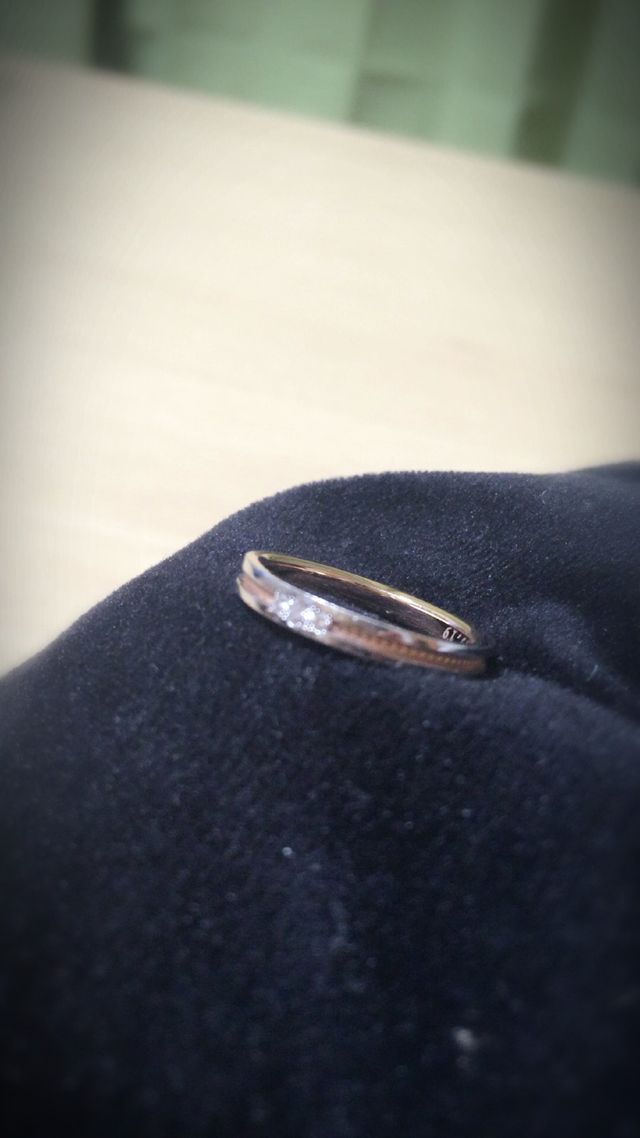 ディオーネの、ピンクゴールド×イエローゴールドです。