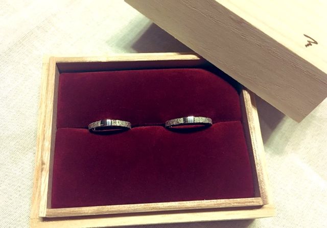 素敵な桐箱に入れて頂きました。