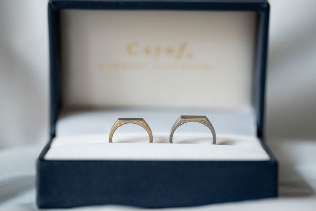 内側ではなく、側面に刻印を入れていただきました。