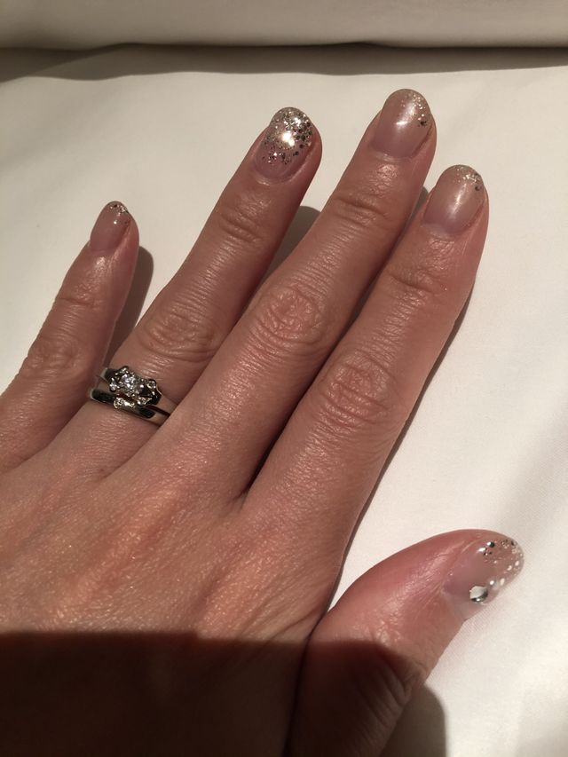 実際のカラットよりも大きく見えるボリューム感のあるデザイン