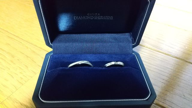 男性はマット加工をしたことで大人なリングに仕上がりました