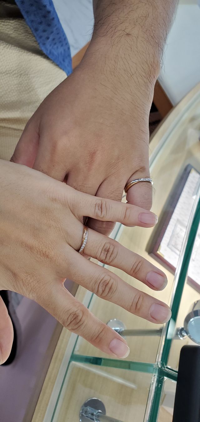 二人で着けているイメージです