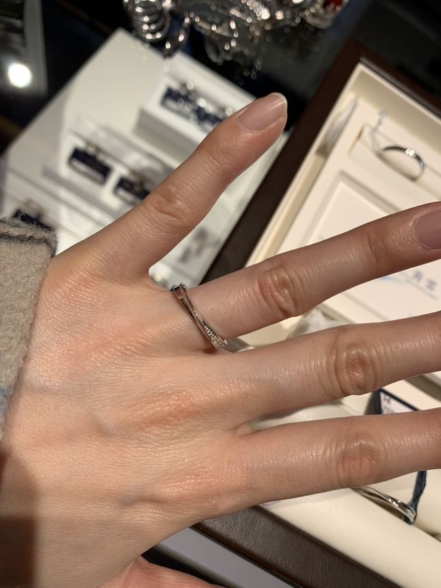 着けてみると可愛いです。