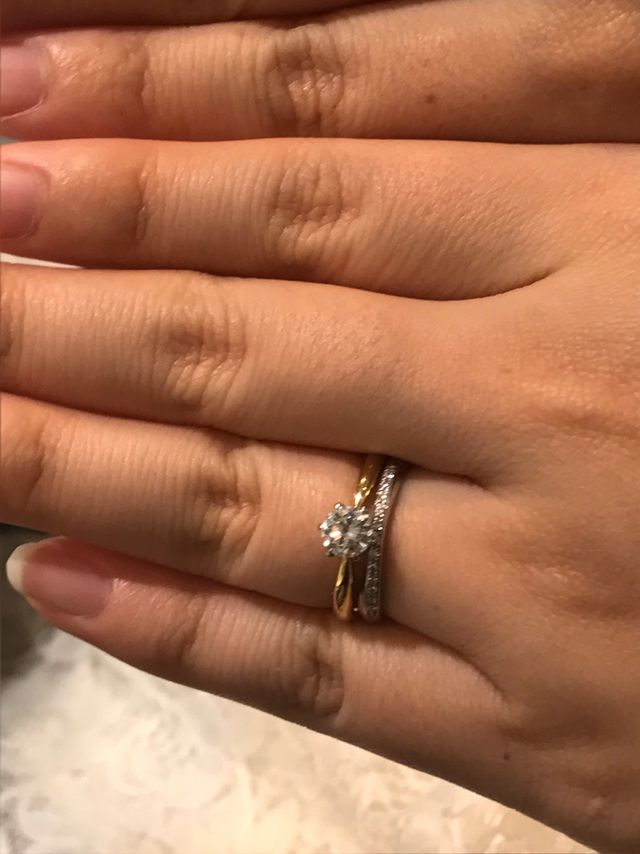 手持ちの婚約指輪（ダイヤモンド）と重ね付け