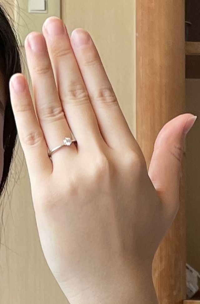 指輪を渡した直後に撮った写真です。喜んでもらえました。