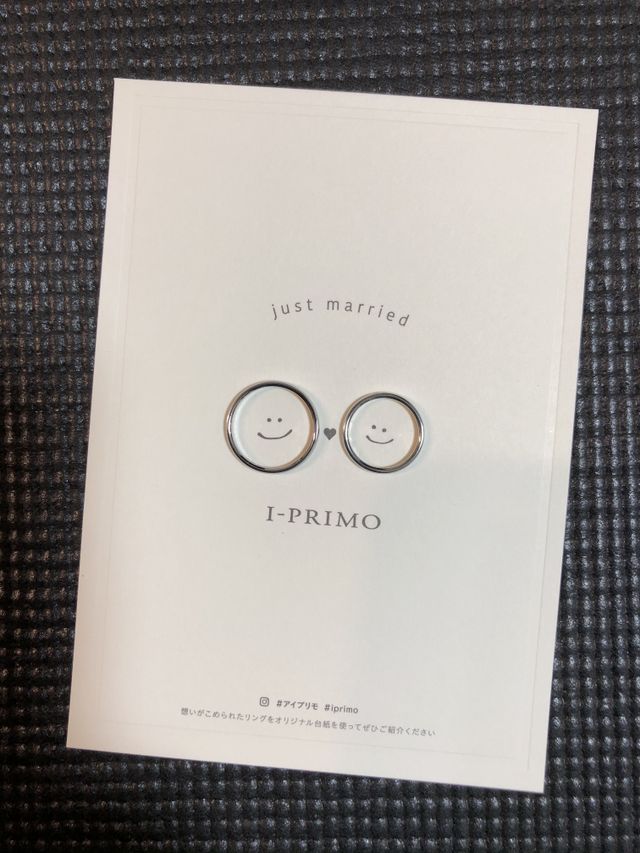 シンプルかつ付け心地が良かったのでユノーに致しました。