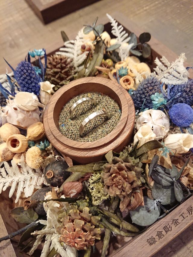 指輪完成後、素敵なボックスに入れて下さいました。